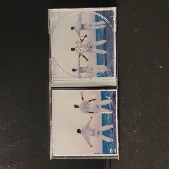 USED VINTAGE NSYNC CD THE WINTER ALBUM 1998 - Picture 2 of 5